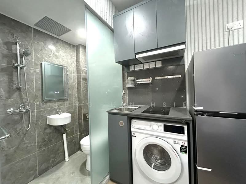 The Landmark, 173 Chin Swee Road, Studio, 350 sqft, Condominium For Rent, by Cheng-Lin Hsieh, 500167869 - Bathroom - PropertyGuru.com.sg