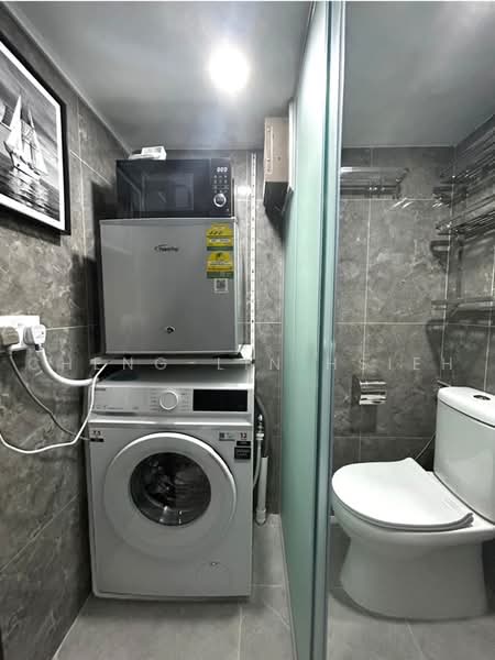 The Landmark, 173 Chin Swee Road, Studio, 150 sqft, Condominium For Rent, by Cheng-Lin Hsieh, 500167869 - Bathroom - PropertyGuru.com.sg