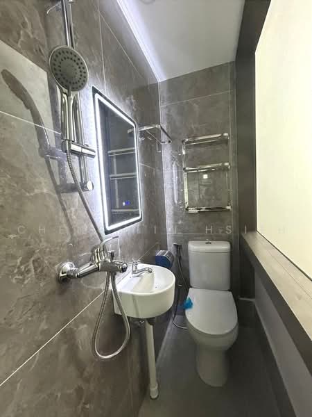 The Landmark, 173 Chin Swee Road, Studio, 150 sqft, Condominium For Rent, by Cheng-Lin Hsieh, 500167869 - Bathroom - PropertyGuru.com.sg