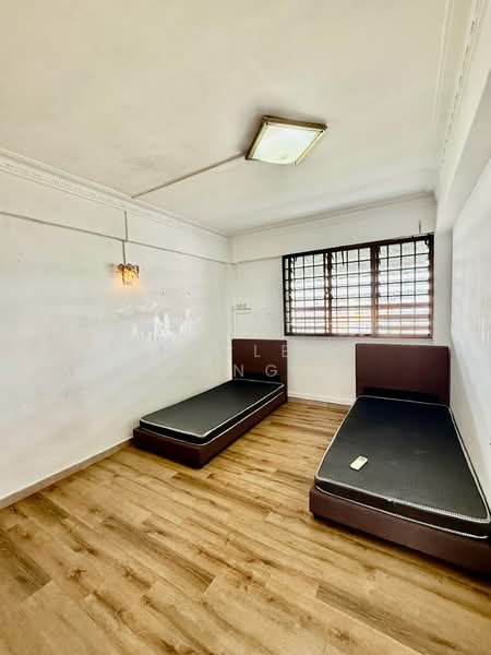737 Yishun Street 72, 737 Yishun Street 72, 3 Bedrooms, 979 sqft, HDB Flat For Sale, by Charlene Ong, 500167871 - Bedroom - PropertyGuru.com.sg