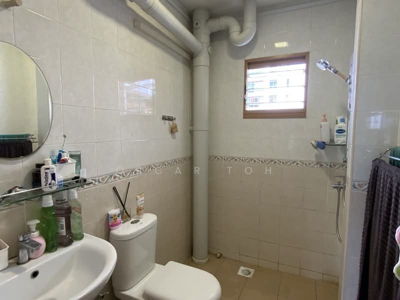 313C Anchorvale Road, 313C Anchorvale Road, 3 Bedrooms, 990 sqft, HDB Flat For Sale, by Oscar Toh, 500167873 - Bathroom - PropertyGuru.com.sg