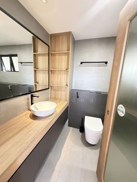 Upper East Coast.Impressive Huge detached, Jalan haji Salam, 6 Bedrooms, 5,500 sqft, Detached House For Rent, by Kal Ong, 500167875 - Bathroom - PropertyGuru.com.sg