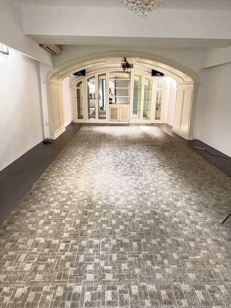 Upper East Coast.Impressive Huge detached, Jalan haji Salam, 6 Bedrooms, 5,500 sqft, Detached House For Rent, by Kal Ong, 500167875 - Living Room - PropertyGuru.com.sg