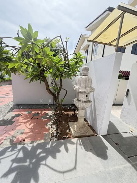 Upper East Coast.Impressive Huge detached, Jalan haji Salam, 6 Bedrooms, 5,500 sqft, Detached House For Rent, by Kal Ong, 500167875 - Exterior - PropertyGuru.com.sg