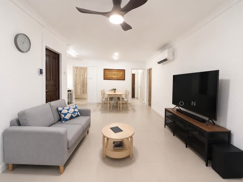 931 Tampines Street 91, 931 Tampines Street 91, 3 Bedrooms, 1,098 sqft, HDB Flat For Sale, by Zaid Bin Haroon, 500167880 - Living Room - PropertyGuru.com.sg