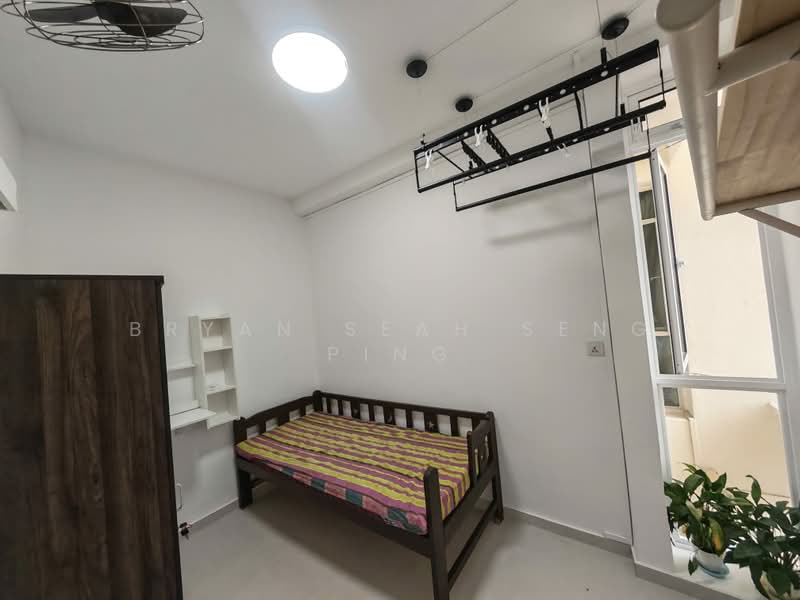Lakepoint Condo, 2 Lakepoint Drive, Room Rental, 500 sqft, Condominium For Rent, by Bryan Seah Seng Ping, 500167903 - Bedroom - PropertyGuru.com.sg