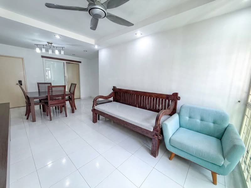185 Jelebu Road, 185 Jelebu Road, 3 Bedrooms, 980 sqft, HDB Flat For Sale, by Jave Lim, 500167914 - Living Room - PropertyGuru.com.sg