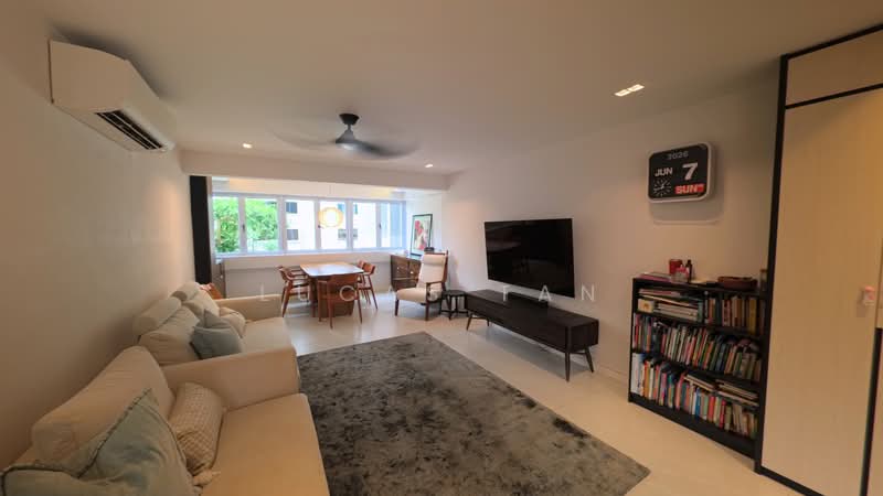212 Serangoon Avenue 4, 212 Serangoon Avenue 4, 3 Bedrooms, 1,302 sqft, HDB Flat For Sale, by Lucas Tan, 500167922 - Living Room - PropertyGuru.com.sg