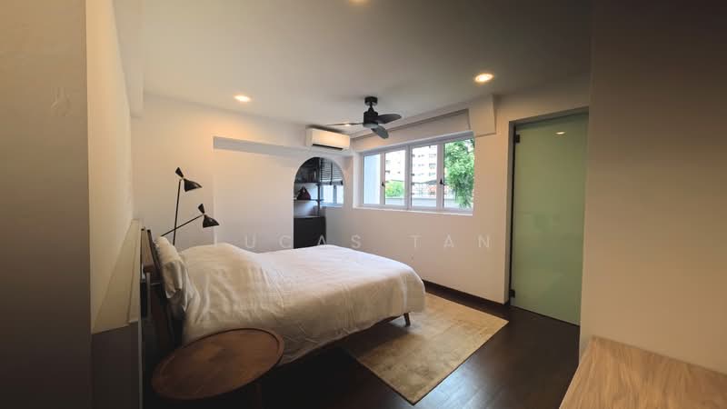 212 Serangoon Avenue 4, 212 Serangoon Avenue 4, 3 Bedrooms, 1,302 sqft, HDB Flat For Sale, by Lucas Tan, 500167922 - Master Bedroom - PropertyGuru.com.sg
