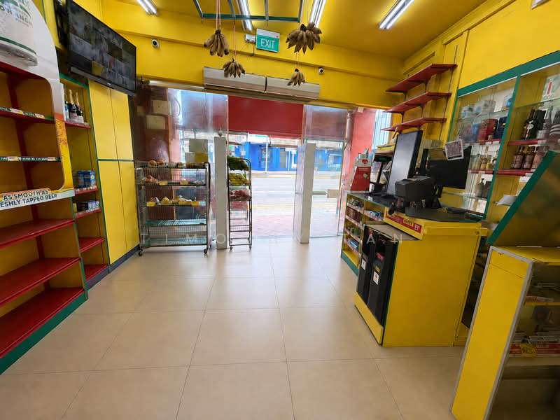 GROUND FLOOR SHOP FOR RENT AT RIVER VALLEY, River Valley Road / Mohamed Sultan Road / Kim Seng Road, 1,565 sqft, Shop / Shophouse For Rent, by Timothy Tan, 500167924 - Interior - CommercialGuru.com.sg