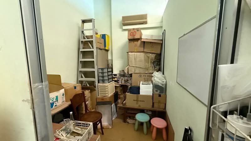 Multi-Wide Industrial Building, 18 Mandai Estate, 700 sqft, Factory / Workshop (B2) For Sale, by Gary Shien, 500167928 - Interior - CommercialGuru.com.sg