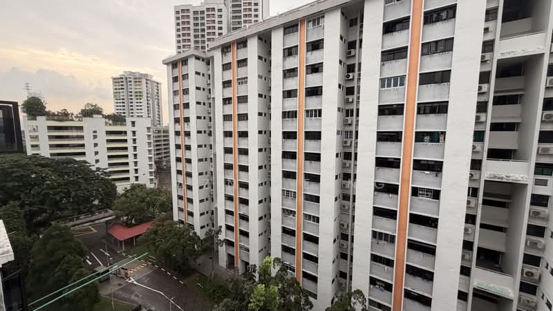 3 Dover Road, 3 Dover Road, 3 Bedrooms, 700 sqft, HDB Flat For Rent, by Jaznale Ng, 500167930 - Exterior - PropertyGuru.com.sg