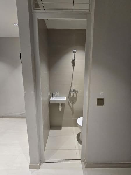 Sora, 73/74/76/78 Yuan Ching Road, 5 Bedrooms, 1,679 sqft, Condominium For Sale, by Ethan Lee C H, 500167931 - Bathroom - PropertyGuru.com.sg