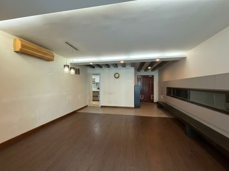 190 Punggol Central, 190 Punggol Central, 3 Bedrooms, 1,377 sqft, HDB Flat For Sale, by Imelda Quek, 500167937 - Living Room - PropertyGuru.com.sg