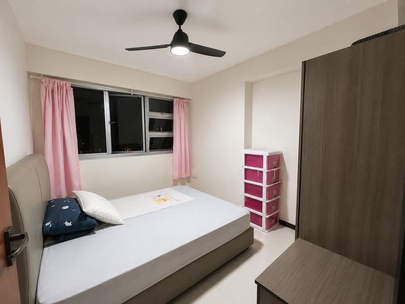 362A Sembawang Crescent, 362A Sembawang Crescent, Room Rental, 110 sqft, HDB Flat For Rent, by Ho Mei Kit, 500167940 - Bedroom - PropertyGuru.com.sg
