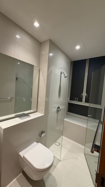 The Cosmopolitan, 200 Kim Seng Road, 4 Bedrooms, 1,679 sqft, Condominium For Rent, by Sean Yeo, 500167955 - Bathroom - PropertyGuru.com.sg