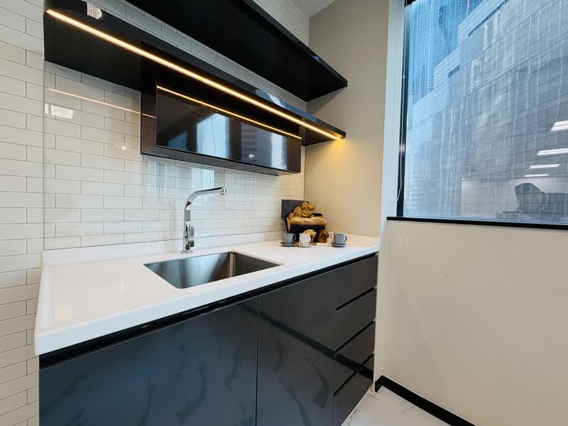 Republic Plaza, 9 Raffles Place, 2,000 sqft, Office For Rent, by Preston Tan, 500167956 - Kitchen - CommercialGuru.com.sg