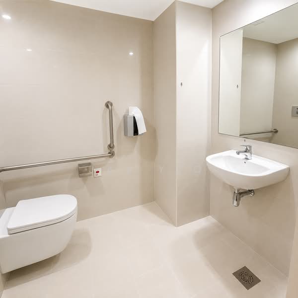Robinson Square, 144 Robinson Road, 1,173 sqft, Office For Sale, by Jay Yeo, 500167959 - Bathroom - CommercialGuru.com.sg