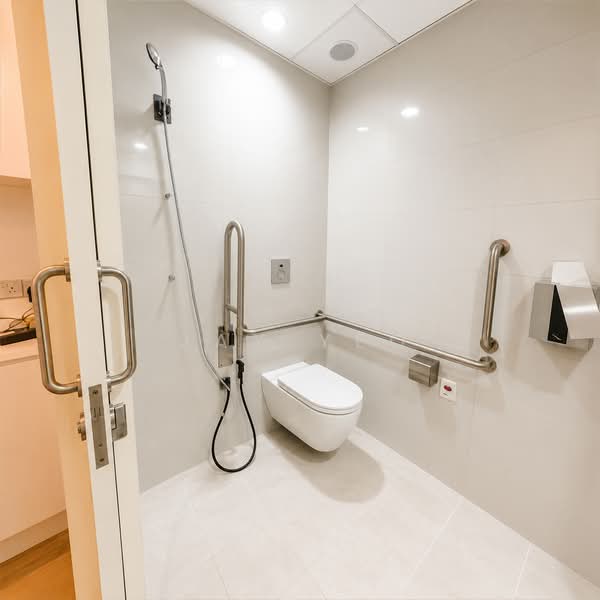 Robinson Square, 144 Robinson Road, 1,173 sqft, Office For Sale, by Jay Yeo, 500167959 - Bathroom - CommercialGuru.com.sg