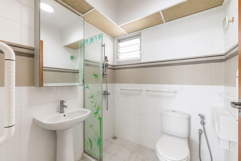 50 Commonwealth Drive, 50 Commonwealth Drive, 3 Bedrooms, 1,033 sqft, HDB Flat For Sale, by Don Png, 500167960 - Bathroom - PropertyGuru.com.sg