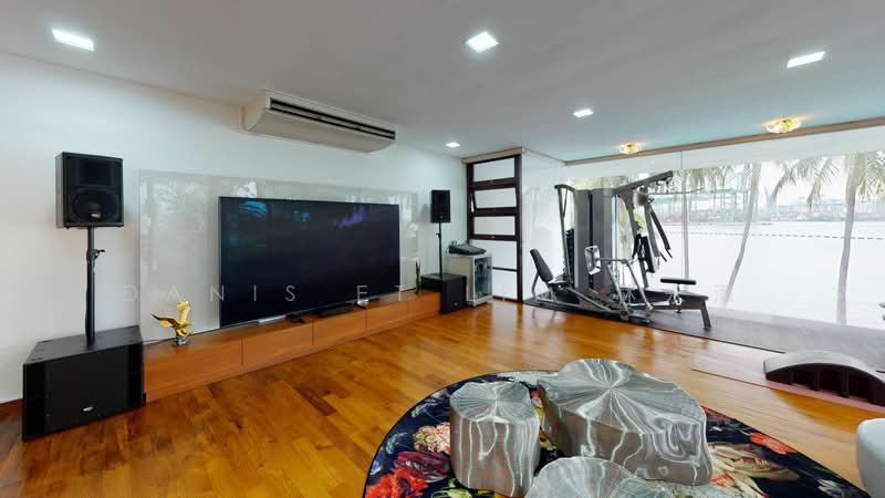 77 Ocean Drive, 77 Ocean Drive, 6 Bedrooms, 11,200 sqft, Bungalow House For Sale, by Danis ET Lim 林永添, 500167961 - Living Room - PropertyGuru.com.sg