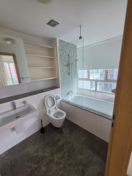 Livia, 73 Pasir Ris Grove, Room Rental, 150 sqft, Condominium For Rent, by Jacky Quek, 500167970 - Bathroom - PropertyGuru.com.sg