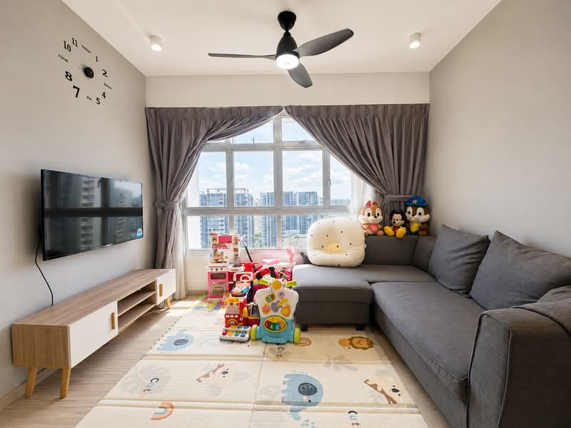 327A Sumang Walk, 327A Sumang Walk, 2 Bedrooms, 732 sqft, HDB Flat For Sale, by Adam K, 500167973 - Living Room - PropertyGuru.com.sg