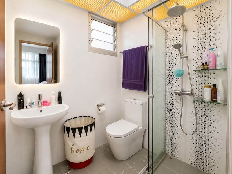327A Sumang Walk, 327A Sumang Walk, 2 Bedrooms, 732 sqft, HDB Flat For Sale, by Adam K, 500167973 - Bathroom - PropertyGuru.com.sg