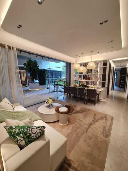 The LakeGarden Residences, 80 Yuan Ching Road, 3 Bedrooms, 2,002 sqft, Condominium For Sale, by Ethan Lee C H, 500167978 - Living Room - PropertyGuru.com.sg
