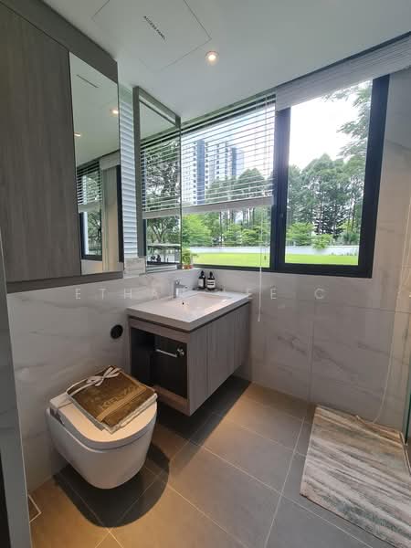The LakeGarden Residences, 80 Yuan Ching Road, 3 Bedrooms, 2,002 sqft, Condominium For Sale, by Ethan Lee C H, 500167978 - Bathroom - PropertyGuru.com.sg