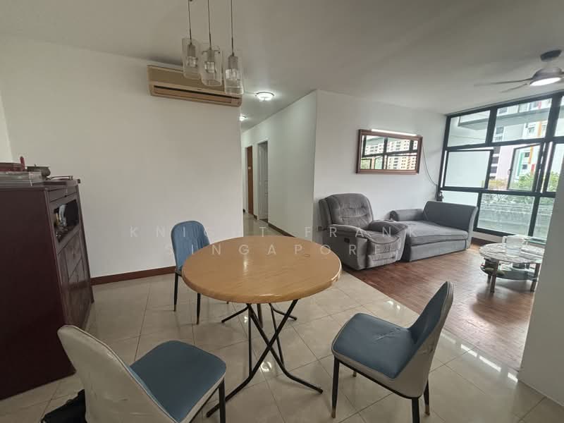 158B Rivervale Crescent, 158B Rivervale Crescent, 3 Bedrooms, 1,184 sqft, HDB Flat For Sale, by LORRAINE CHEW LUO LIN, 500167979 - Living Room - PropertyGuru.com.sg