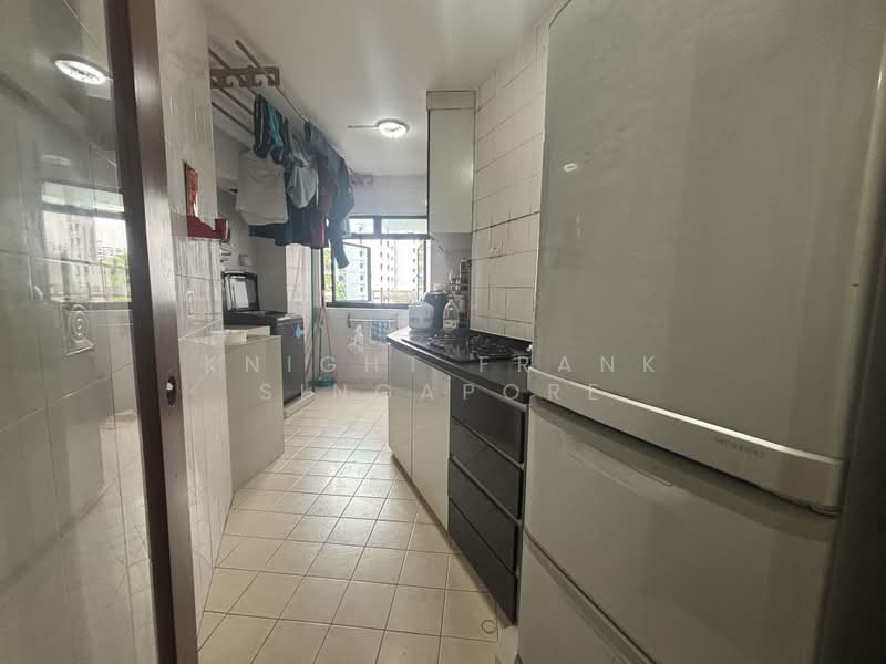 158B Rivervale Crescent, 158B Rivervale Crescent, 3 Bedrooms, 1,184 sqft, HDB Flat For Sale, by LORRAINE CHEW LUO LIN, 500167979 - Kitchen - PropertyGuru.com.sg