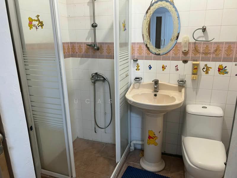 493A Tampines Avenue 9, 493A Tampines Avenue 9, Room Rental, 200 sqft, HDB Flat For Rent, by Lucas Gooi, 500167987 - Bathroom - PropertyGuru.com.sg