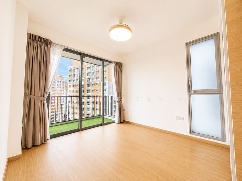 Prive, 31 Punggol Field, 3 Bedrooms, 1,098 sqft, Executive Condominium For Sale, by Lorraine Tan Yu Lin, 500167993 - Balcony - PropertyGuru.com.sg