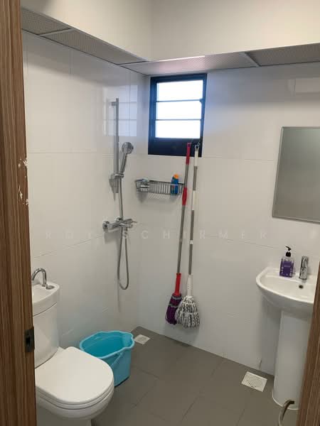 108B Bidadari Park Drive, 108B Bidadari Park Drive, 3 Bedrooms, 1,001 sqft, HDB Flat For Rent, by Roy Schirmer, 500167997 - Bathroom - PropertyGuru.com.sg