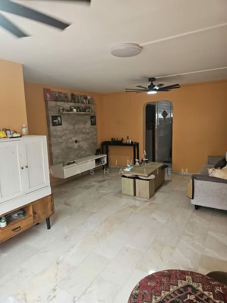 257 Jurong East Street 24, 257 Jurong East Street 24, 3 Bedrooms, 1,022 sqft, HDB Flat For Sale, by Lavina Natasha Liem, 500167999 - Living Room - PropertyGuru.com.sg
