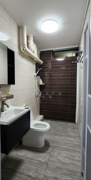 664 Choa Chu Kang Crescent, 664 Choa Chu Kang Crescent, Room Rental, 150 sqft, HDB Flat For Rent, by Joseph Tan, 500168007 - Bathroom - PropertyGuru.com.sg