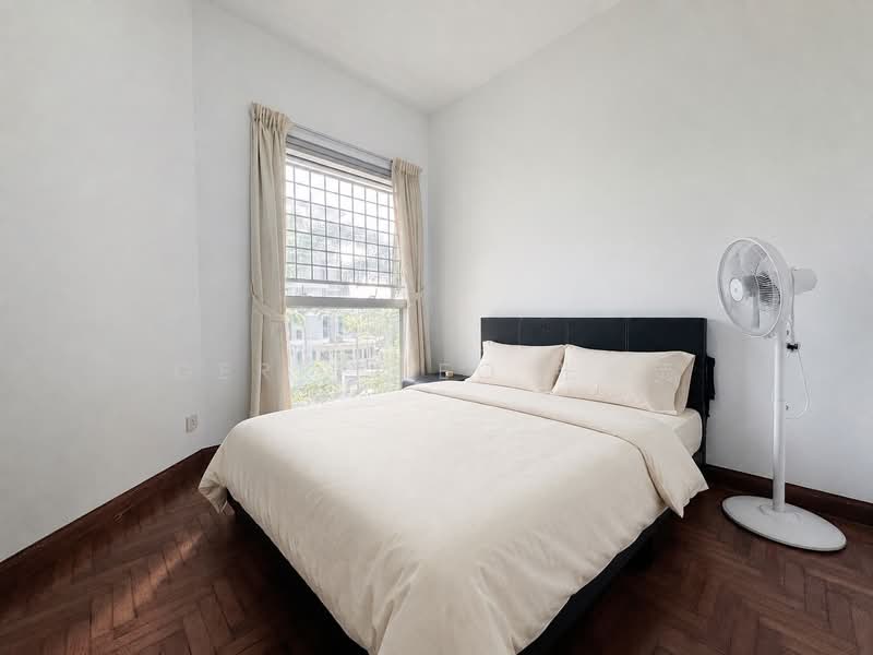 The Bayshore, 26 Bayshore Road, 2 Bedrooms, 926 sqft, Condominium For Sale, by Gerri Teo 张蕙荧, 500168011 - Bedroom 2 - PropertyGuru.com.sg