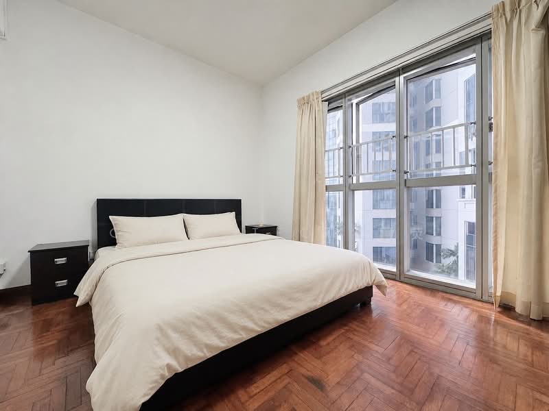 The Bayshore, 26 Bayshore Road, 2 Bedrooms, 926 sqft, Condominium For Sale, by Gerri Teo 张蕙荧, 500168011 - Master Bedroom - PropertyGuru.com.sg