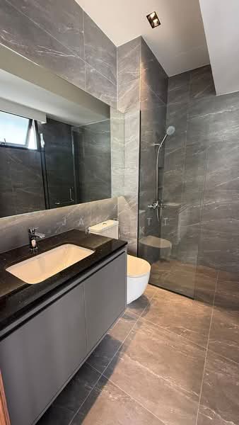 ⭐️ D12 Balestier Terrace ⭐️, , 5 Bedrooms, 5,425 sqft, Terraced House For Sale, by Jarrett Kwek, 500168020 - Bathroom - PropertyGuru.com.sg