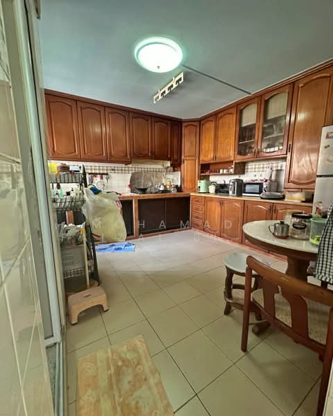 311 Tampines Street 33, 311 Tampines Street 33, 4 Bedrooms, 1,593 sqft, HDB Flat For Sale, by Mohamad Faizal Bin Hanafi, 500168045 - Kitchen - PropertyGuru.com.sg