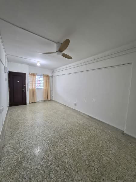 232 Ang Mo Kio Avenue 3, 232 Ang Mo Kio Avenue 3, 2 Bedrooms, 720 sqft, HDB Flat For Rent, by M. Selva, 500168050 - Living Room - PropertyGuru.com.sg