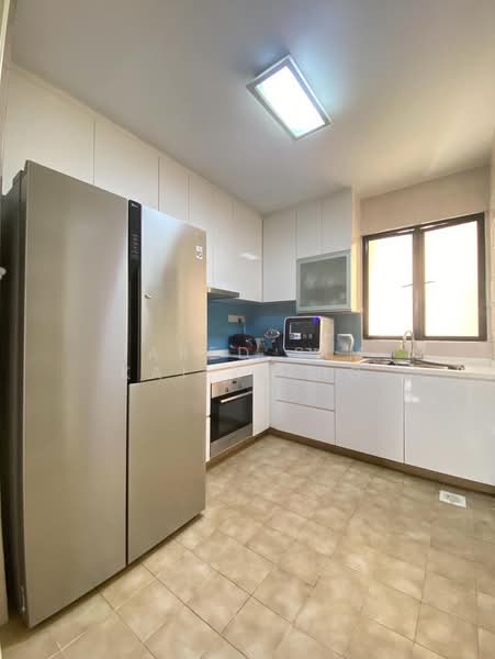 Dover Parkview, 30 Dover Rise, 2 Bedrooms, 936 sqft, Condominium For Rent, by Jared Sim Kai Xiang, 500168053 - Kitchen - PropertyGuru.com.sg