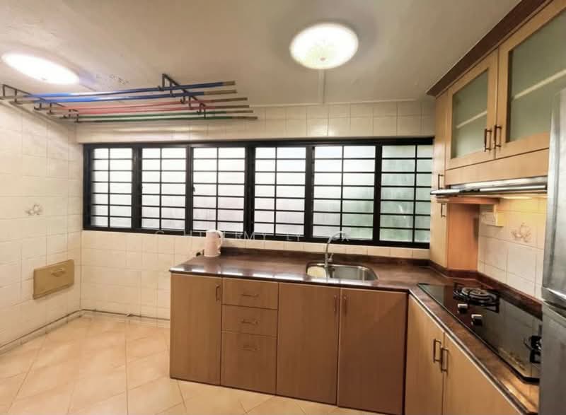 6 Farrer Road, 6 Farrer Road, 3 Bedrooms, 980 sqft, HDB Flat For Rent, by Lim Y X, 500168060 - Kitchen - PropertyGuru.com.sg