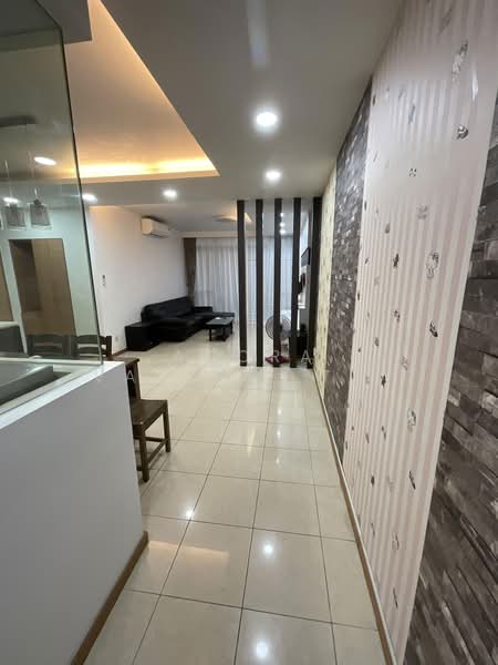 The Lakeshore, 31 Jurong West Street 41, 3 Bedrooms, 1,152 sqft, Condominium For Rent, by Adora Valerie Tay, 500168062 - Living Room - PropertyGuru.com.sg