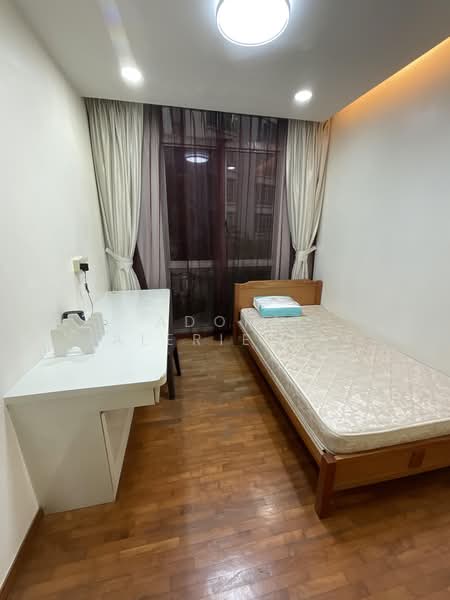 The Lakeshore, 31 Jurong West Street 41, 3 Bedrooms, 1,152 sqft, Condominium For Rent, by Adora Valerie Tay, 500168062 - Bedroom - PropertyGuru.com.sg
