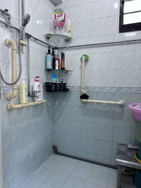 13 Telok Blangah Crescent, 13 Telok Blangah Crescent, 2 Bedrooms, 700 sqft, HDB Flat For Sale, by Alvin Liew, 500168064 - Bathroom - PropertyGuru.com.sg