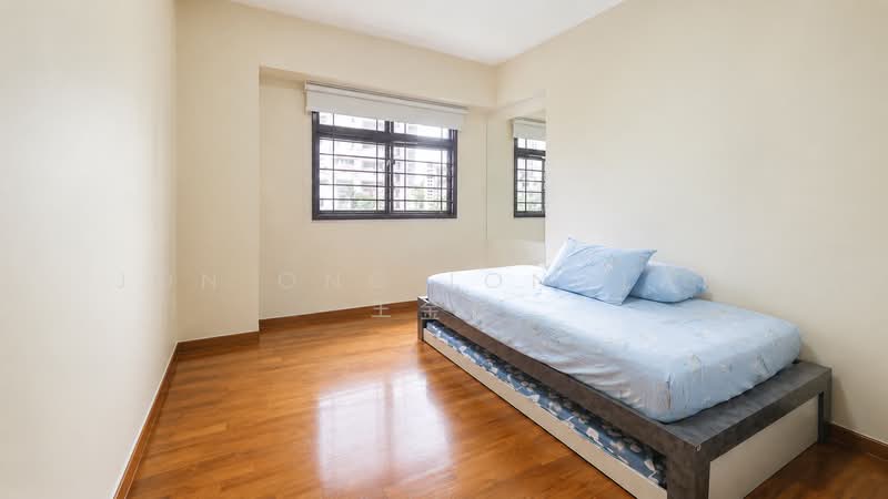 27B Jalan Membina, 27B Jalan Membina, 3 Bedrooms, 969 sqft, HDB Flat For Sale, by Jon Ong (Onglai) 王金祥, 500168071 - Bedroom - PropertyGuru.com.sg