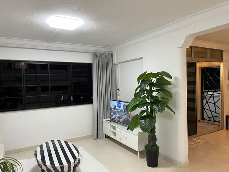 350 Yishun Avenue 11, 350 Yishun Avenue 11, Room Rental, 150 sqft, HDB Flat For Rent, by Jeffrey Lee, 500168073 - Living Room - PropertyGuru.com.sg