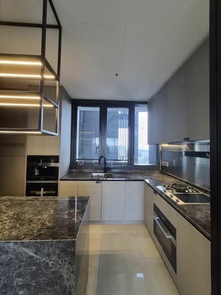 Perfect Ten, 323 Bukit Timah Road, 3 Bedrooms, 1,227 sqft, Condominium For Sale, by Jesmond Lee, 500168075 - Kitchen - PropertyGuru.com.sg
